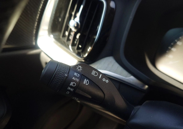 Volvo S60 cena 164900 przebieg: 61826, rok produkcji 2020 z Pszczyna małe 781